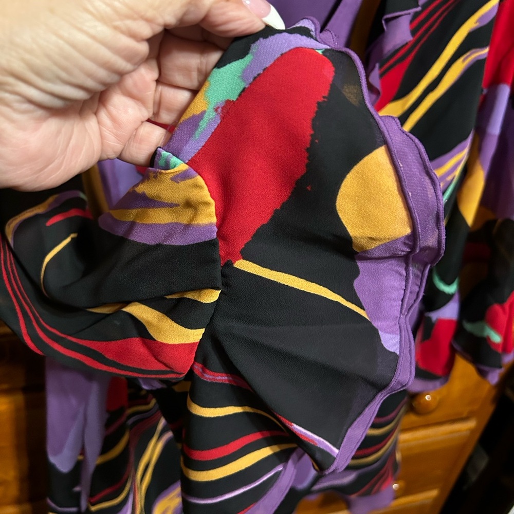 Plus size Size 4 Russel Kemp multicolored print blouse - Picture 5 of 6